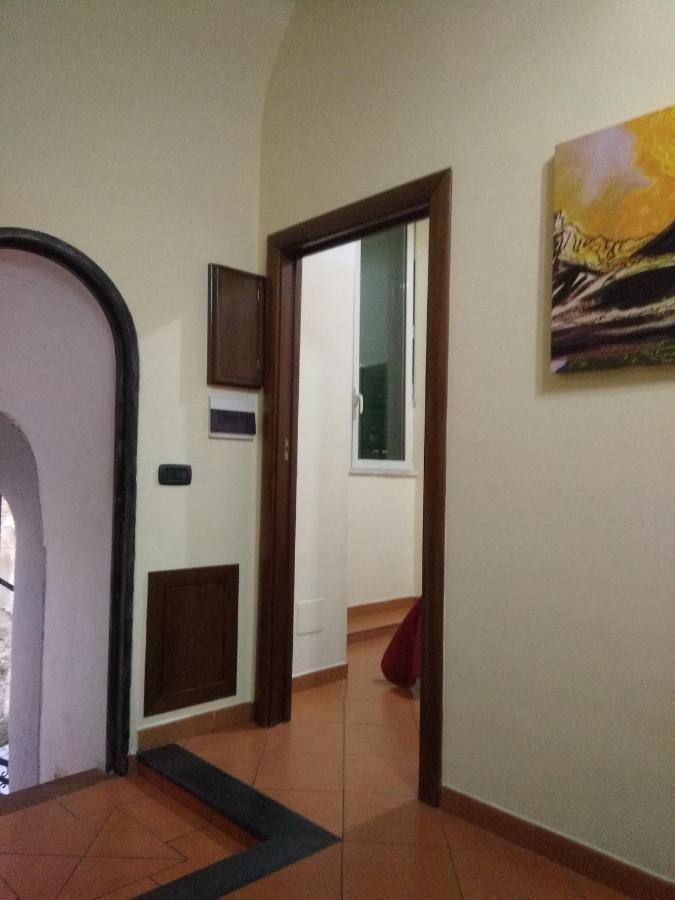 Home In Love: Vicoletto Dei Presepi เนเปิลส์ ภายนอก รูปภาพ
