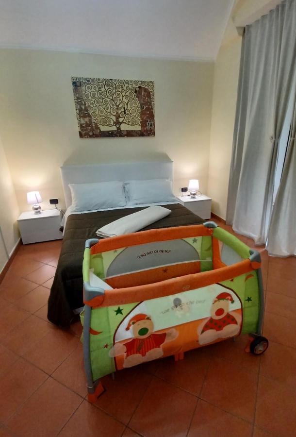 Home In Love: Vicoletto Dei Presepi เนเปิลส์ ภายนอก รูปภาพ